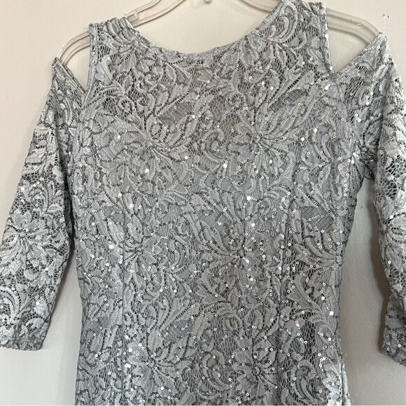 Marina Cold Shoulder Sequin Prom Dress Formal Gown Size 4 - Picture 5 of 16